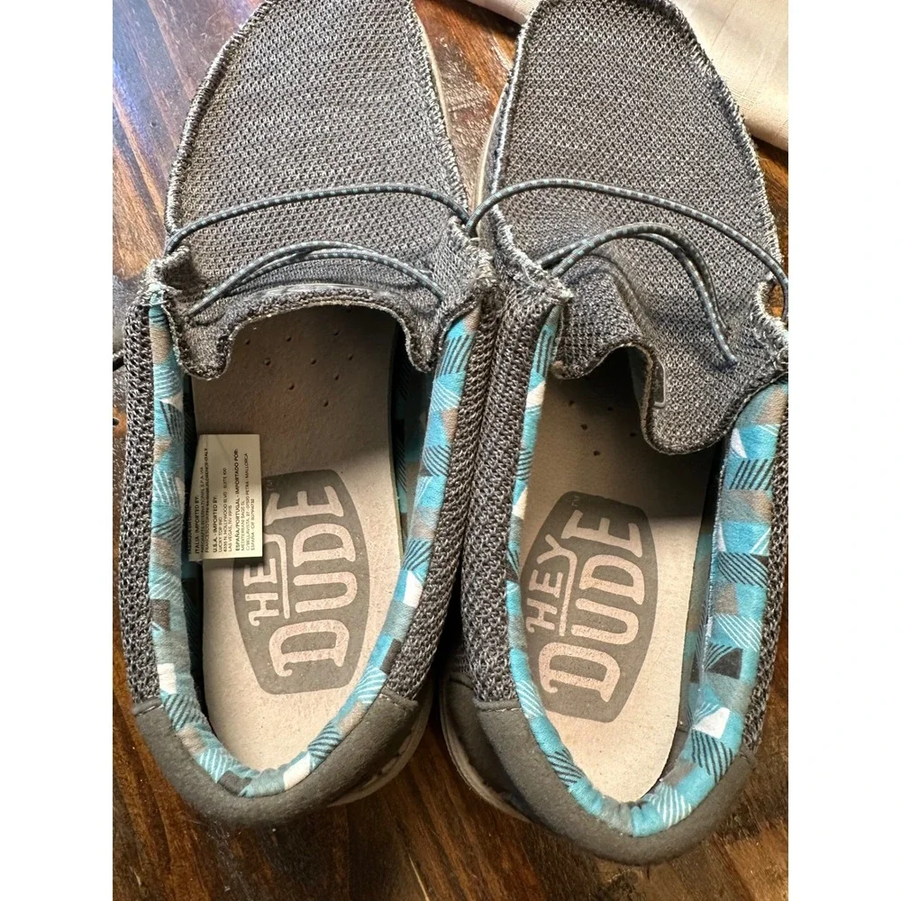 Hey Dude Wally Sox Charcoal Grey Men Slip On Loafers Size 10 40019-025